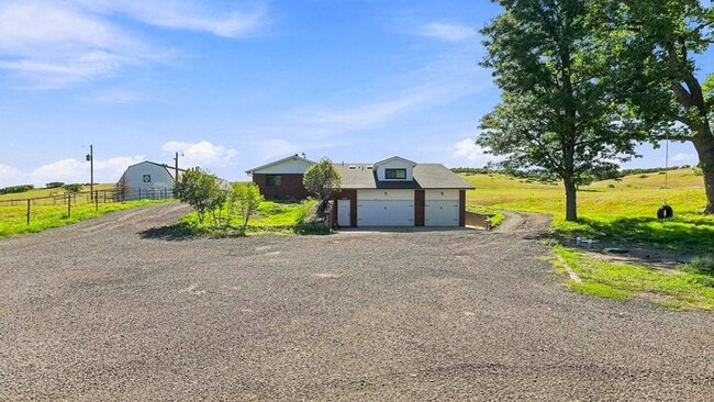 4702 N State Hwy 67