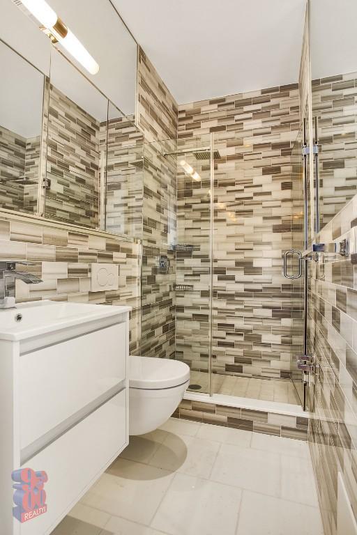 Photo - 213 E 26th St Unidad B