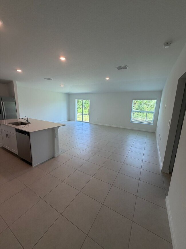 Photo - 5792 Red Kite Dr