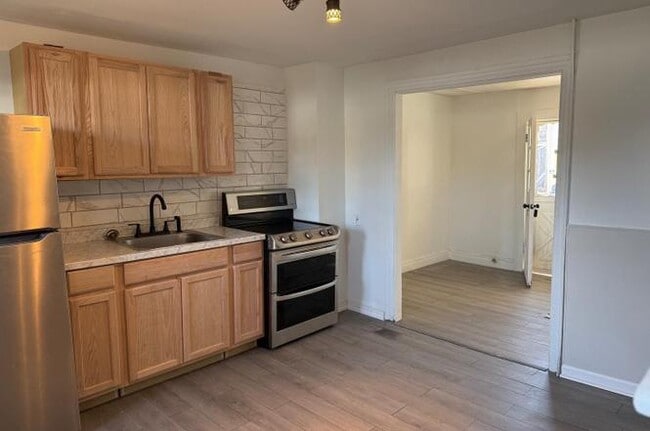 Photo - 440 Fauber St