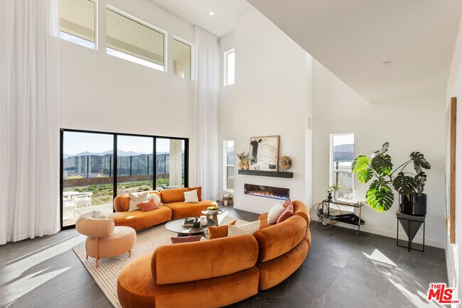 Photo - 20668 Hummingbird Ct