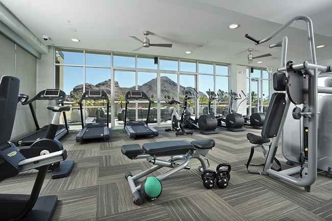 Rooftop, fully-equipped fitness center