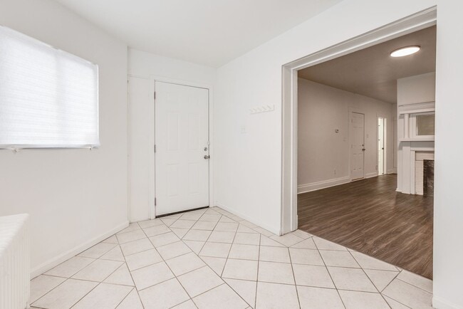 Photo - 17 Amanda St Unit Flr 1