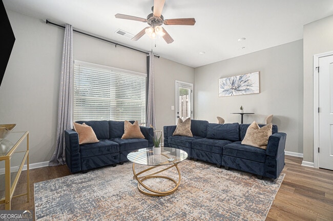 Photo - 2464 Bayrose Cir