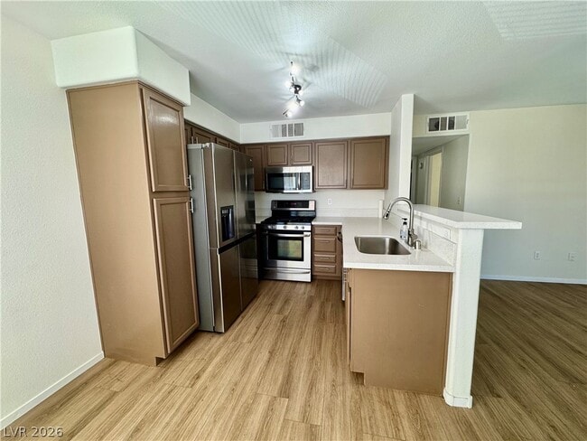 Photo - 3060 Casey Dr Unit 204