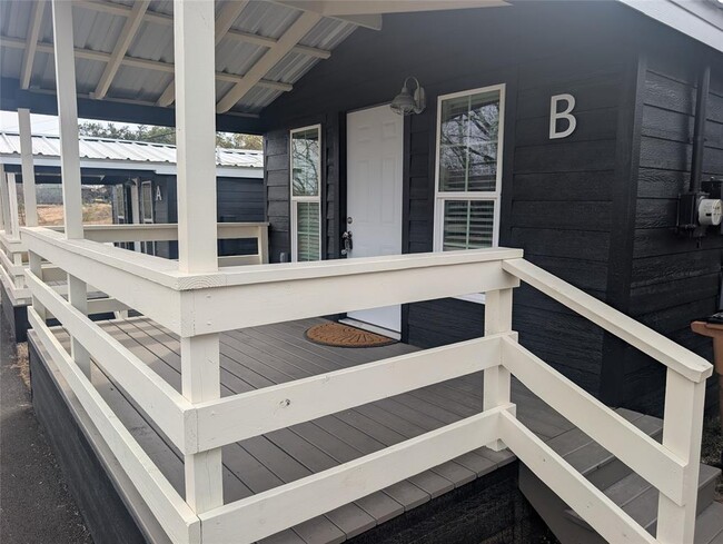 Photo - 3019 E 12th St