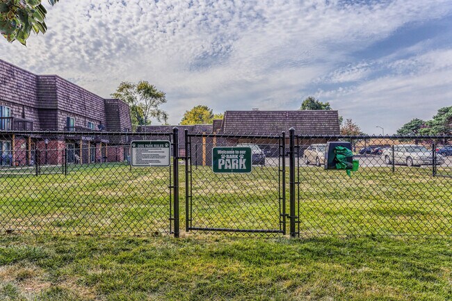 Dog Park - Treetop Lodge