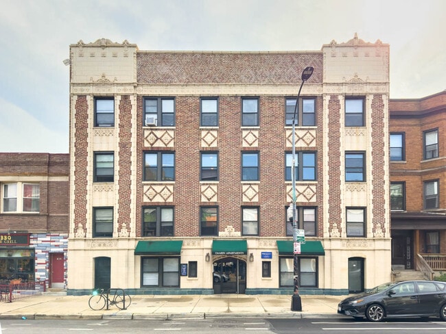 Building Photo - 4854 N Damen Ave Unit J08W