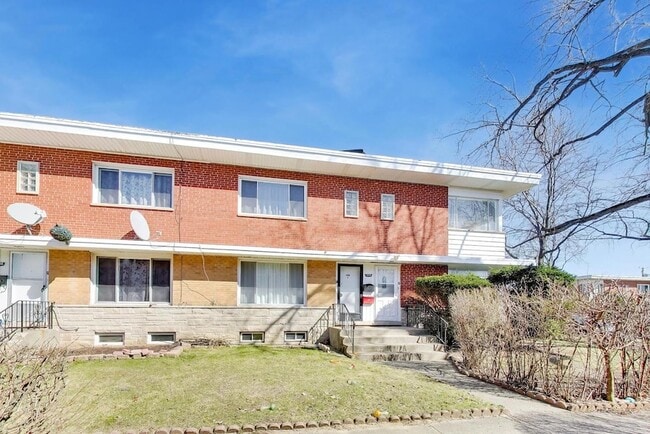 Building Photo - 4908 Carol St