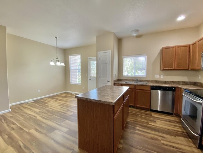 Photo - 7884 Sandy Springs Point