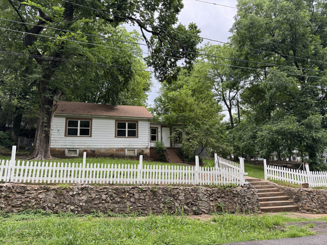 Photo - 109 Shelby St Casa