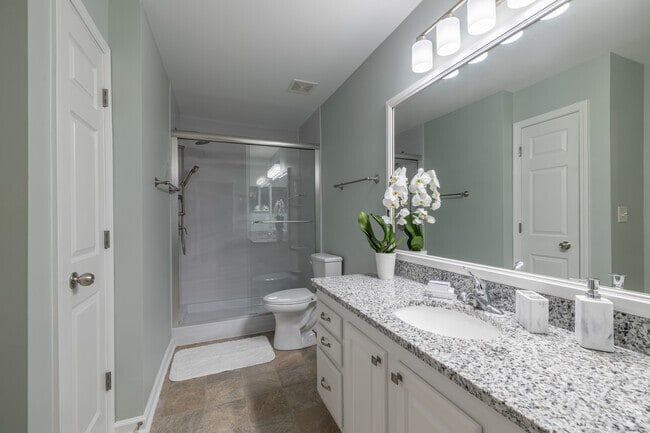 2BR, 2BA - Bathroom