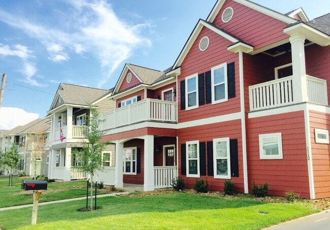 Photo - 1112 Oney Hervey Dr