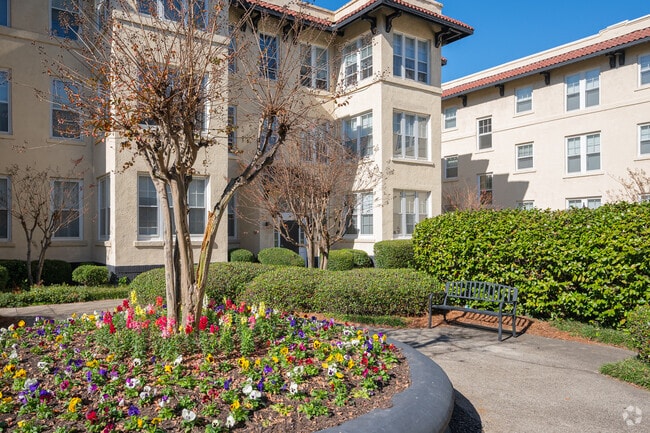 COURTYARD VIEW - Broadway Apartments