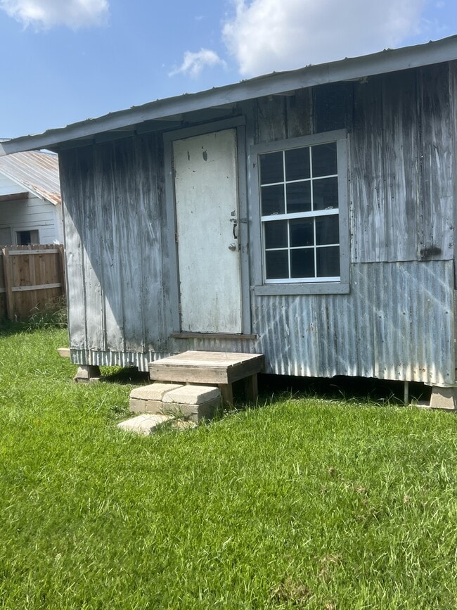 Photo - 311 Gum St