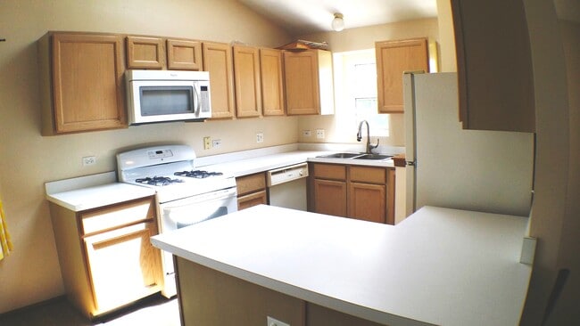 Photo - 1934 Heron Ave