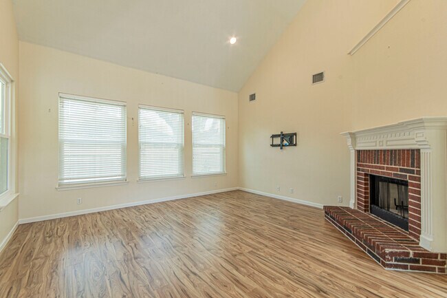 2208 Portwood Bend Cove