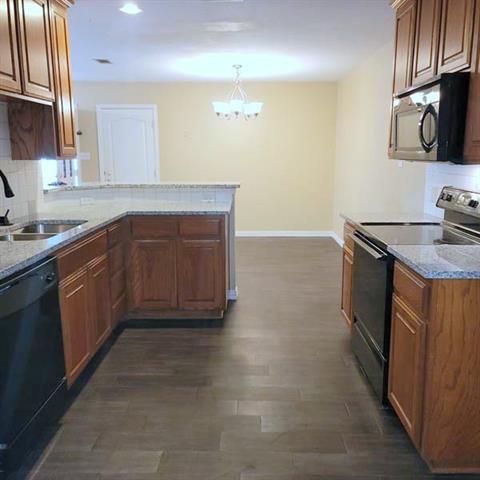 Photo - 920 Sierra Vista Ct