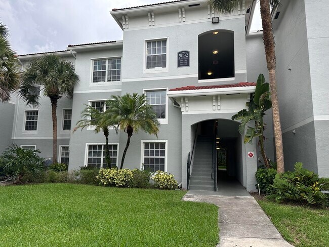 Building Photo - 5032 Lantana Rd Unit 2205 Rental