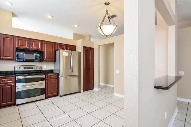 Photo - 5523 Terrain De Golf Dr