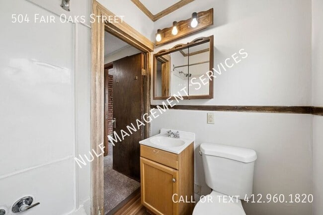 Photo - 504 Fair Oaks St