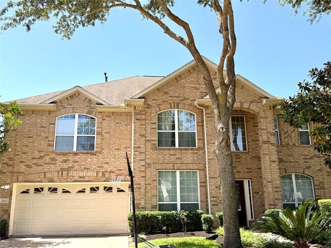 Photo - 6839 Emerson Ln