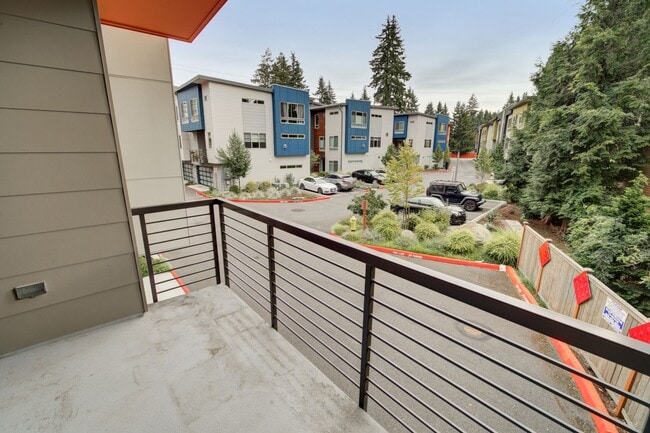 Photo - 4Bd/3Ba Bellevue Townhouse