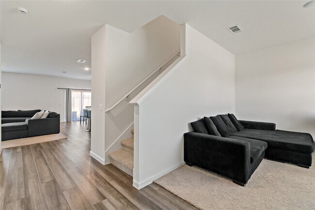 Photo - 21568 Rolling Streams Dr