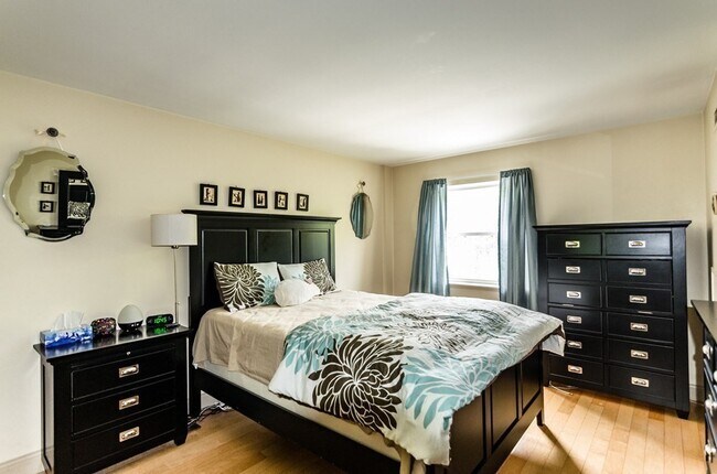 Photo - 1600 Beacon St Unit 903