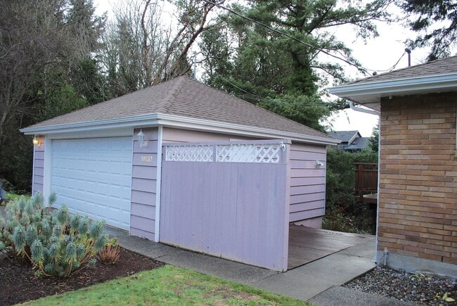 Photo - 10832 35th Ave SW