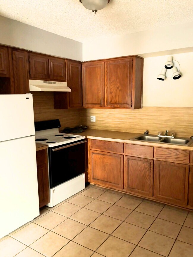 Photo - 505 Hackberry St Unidad 25