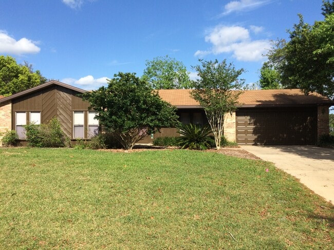 Fayetteville - Fayetteville House