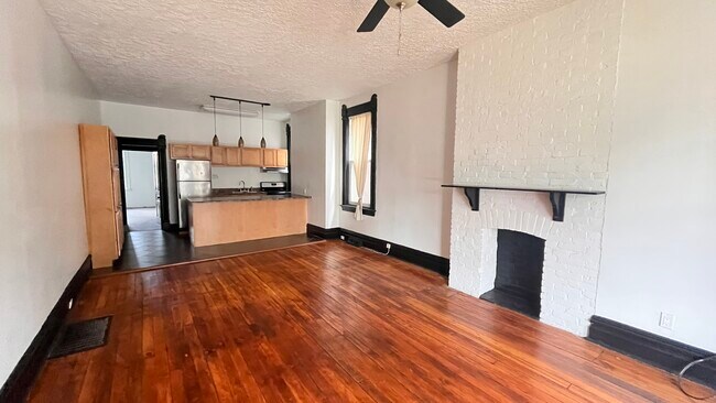 Photo - 625 S Negley Ave Unit Apartment 1