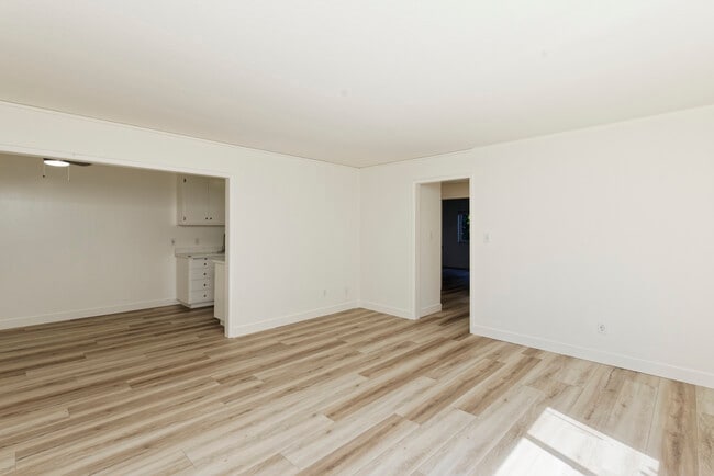 Photo - 184 Callan Avenue