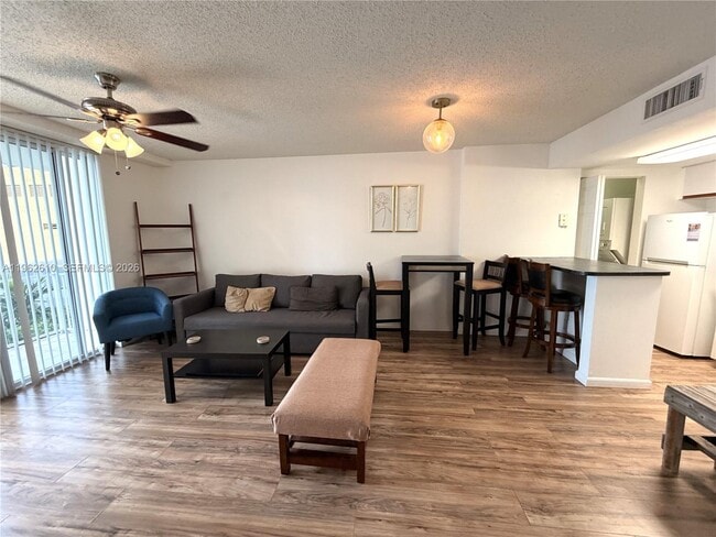 Photo - 770 Claughton Island Dr Unit 606