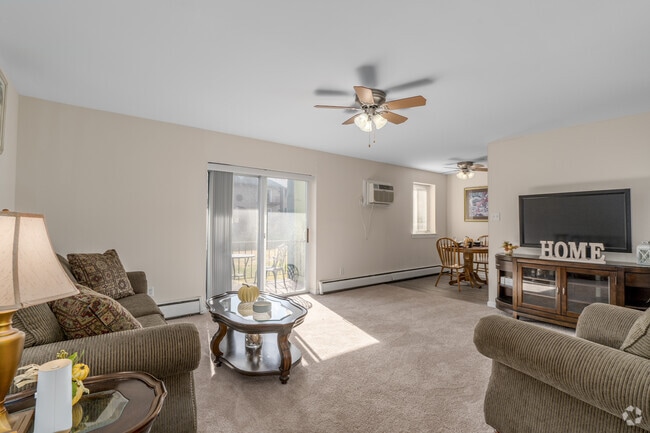 2BR, 1BA - 850SF - Living Room