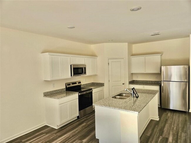 2229 Argento Cir