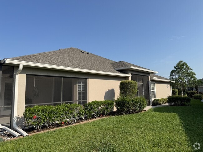 Building Photo - 3638 Lakewood Blvd Rental