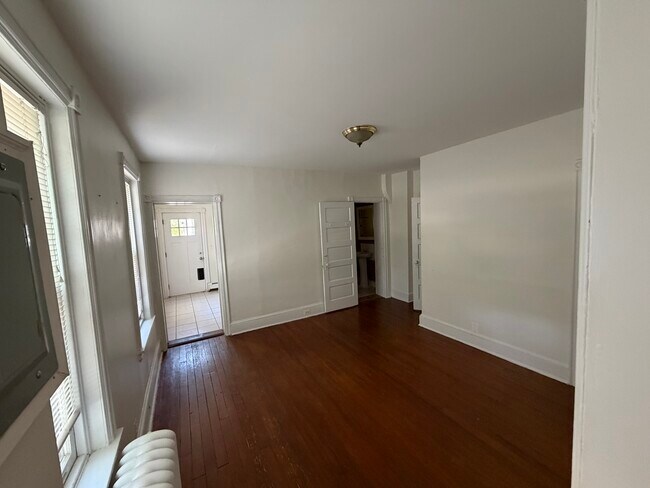 Photo - 1531 Delaware Ave Unit 1