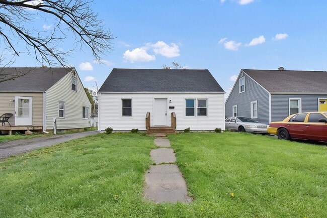 Building Photo - 2566 Atwood Ter Unit 2566