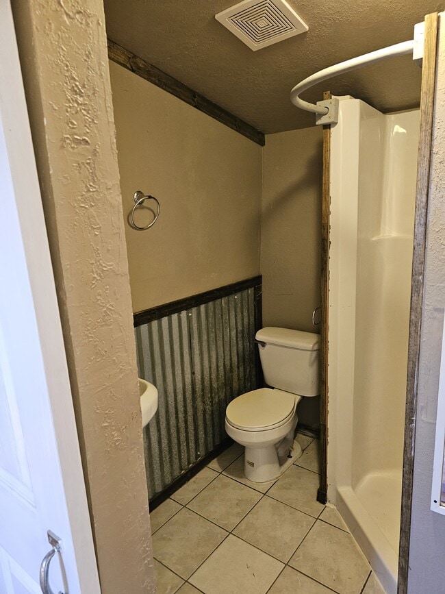 Photo - 618 Wilson Ave