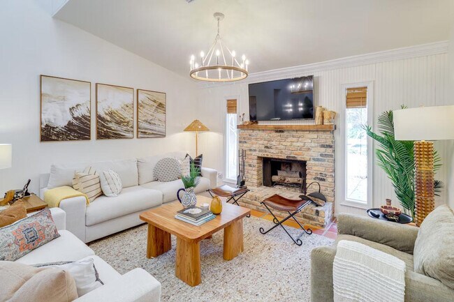 Photo - 113 Margarita Rd Unit ID1385886P