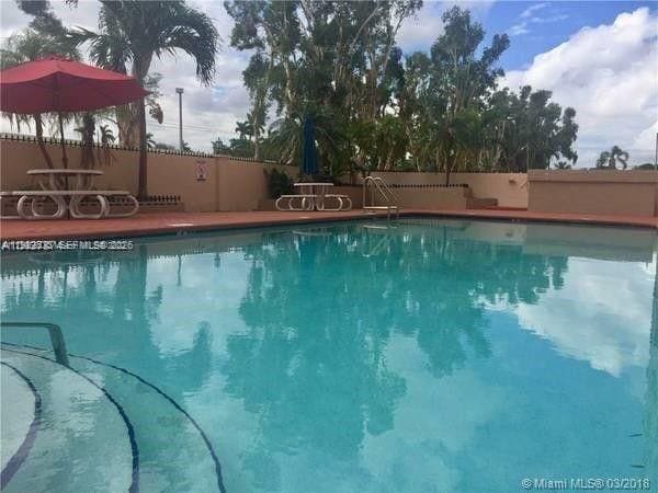 Building Photo - 1251 NE 108th St Unit 103