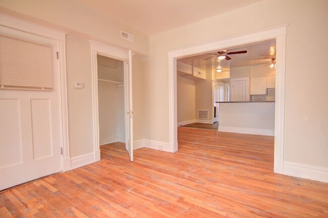 Building Photo - 3139 Halliday Ave Unit 2E