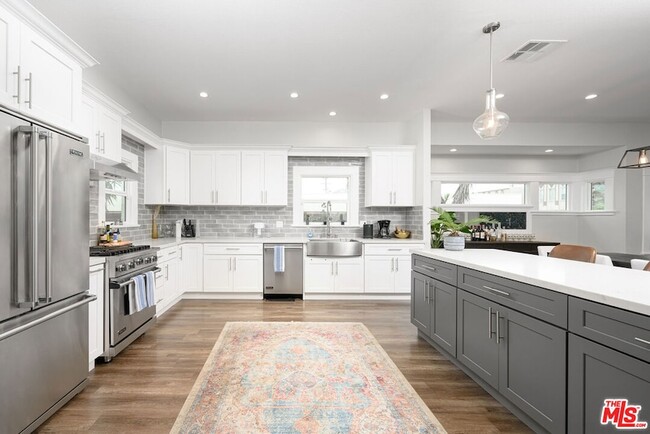 Photo - 1319 12th Ave