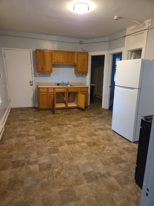 Photo - 54 Crown St Unit 2