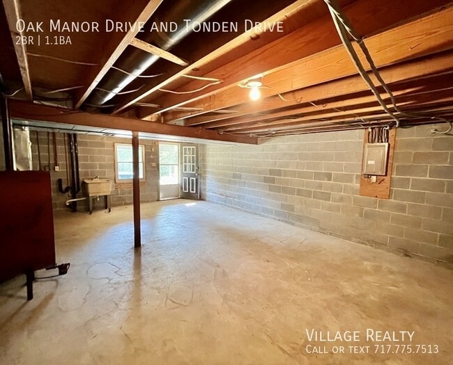 Photo - 188 Oak Manor Dr