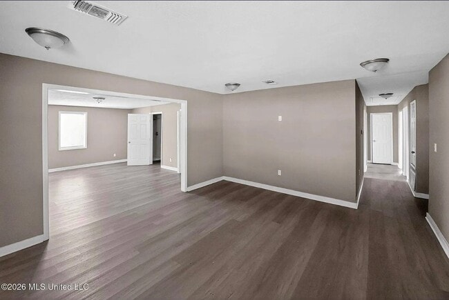 Photo - 2920 Lakewood Dr