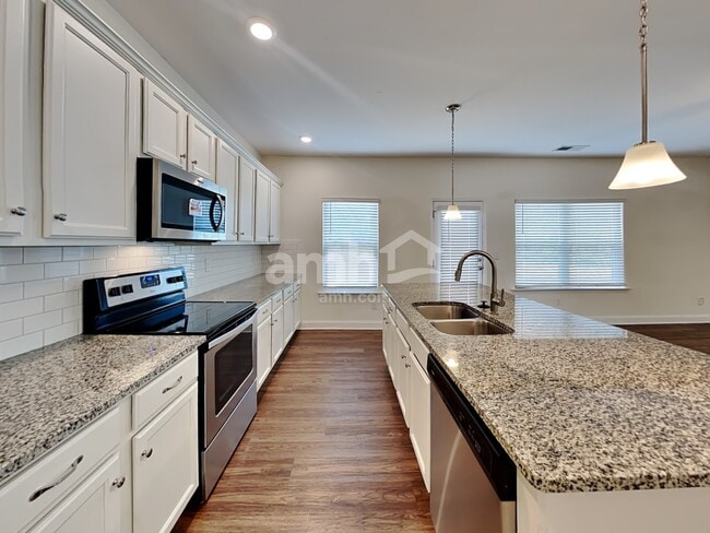 Photo - 268 Makenna Dr