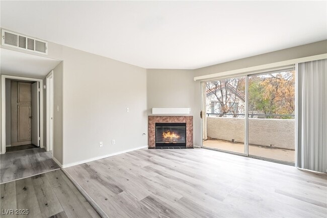 Photo - 3101 Casey Dr Unit 202